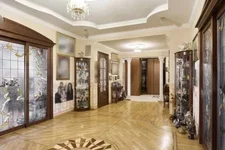 Народная артистка Лариса Долина перевела мошенникам 112 млн рублей..webp