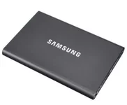 Умные люди создали ИИ, а страдают от них мелкие геймеры задроты.webp